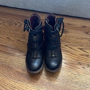 Freebird by Steven Tyler boots